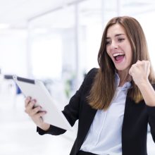 De emprendedora a CEO: cómo delegar tu comunicación y marketing sin perder tu esencia de marca.