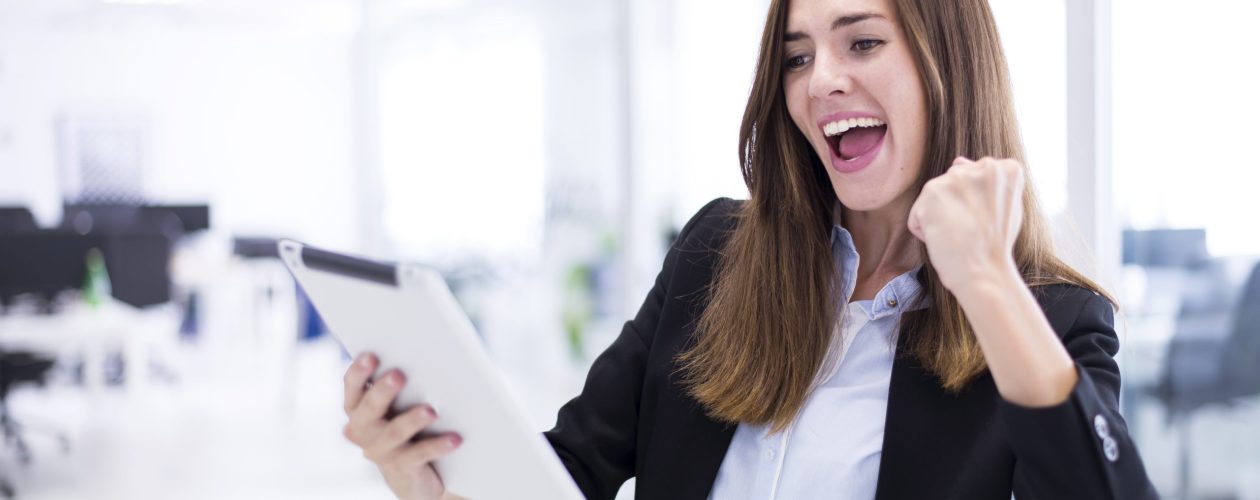 De emprendedora a CEO: cómo delegar tu comunicación y marketing sin perder tu esencia de marca.